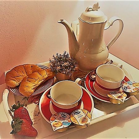 B&B Teodora Gaggi Buitenkant foto