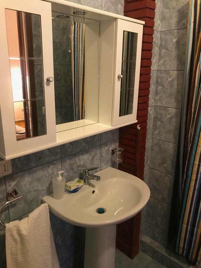 B&B Teodora Gaggi Buitenkant foto
