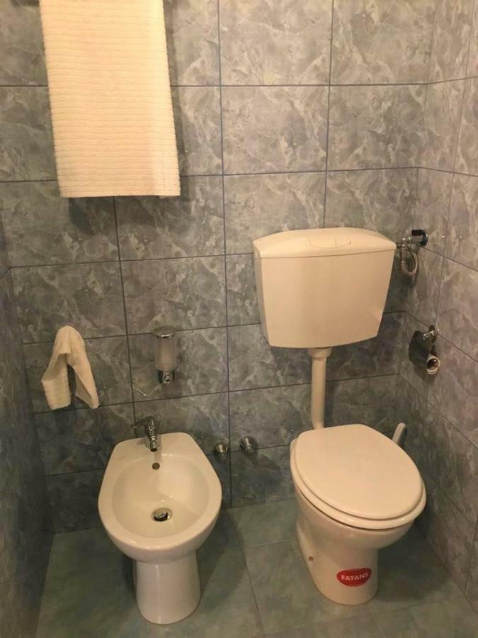 B&B Teodora Gaggi Buitenkant foto